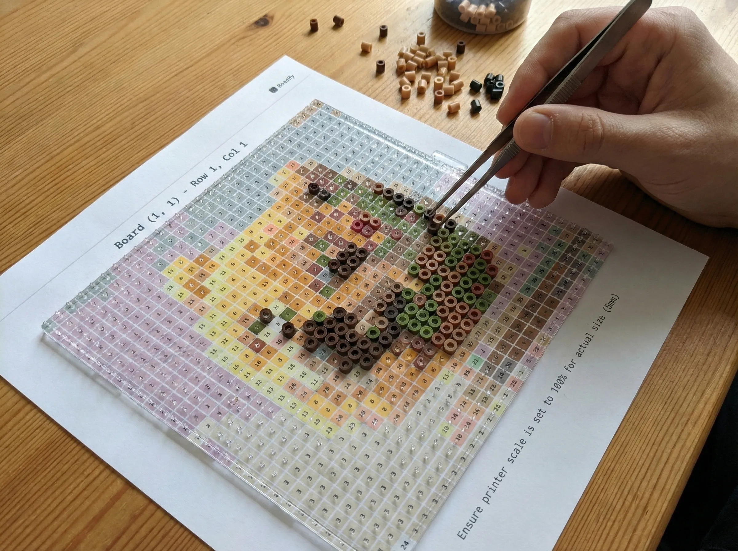 PDF print preview with pegboard overlay - 1:1 real size patterns